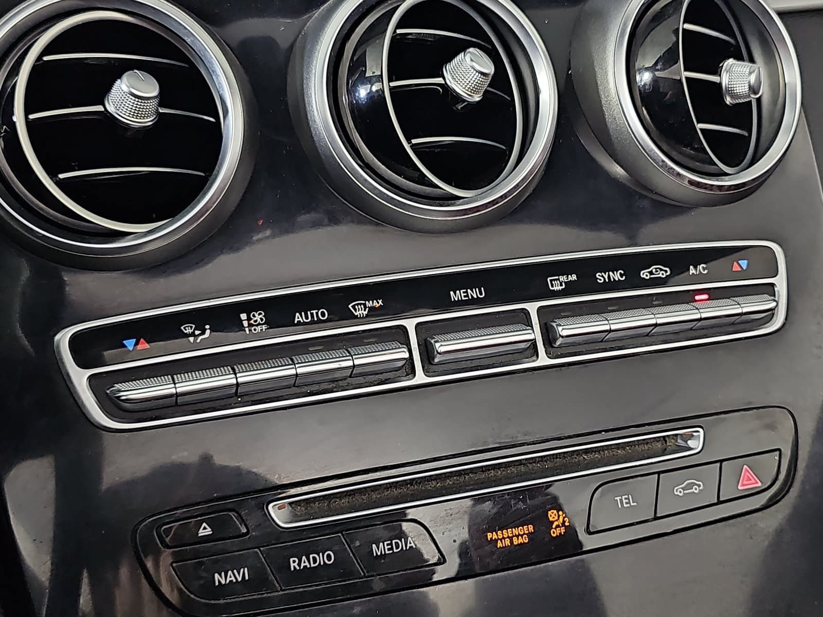 Used 2017 Mercedes-Benz C 300 4MATIC Cabriolet image 20