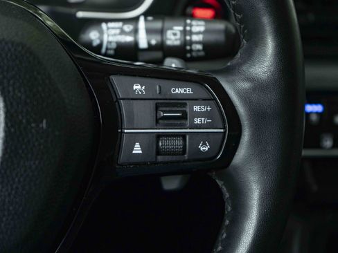 Used 2024 Honda Pilot Elite image 21