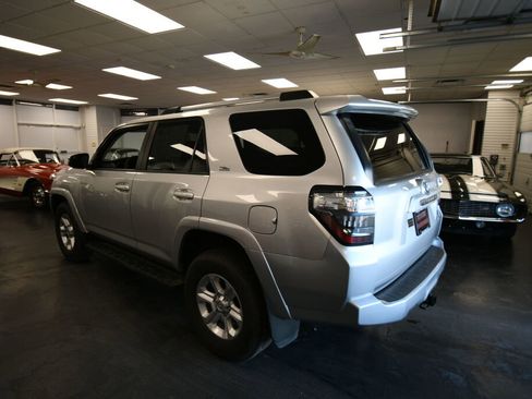 Certified 2024 Toyota 4Runner SR5 Premium image 5