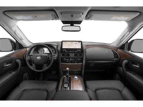 Used 2024 Nissan Armada SL w/ Captain's Chairs Package image 5