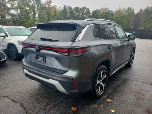 New 2026 Volkswagen Tiguan SE image 4