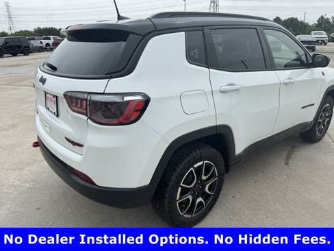 Used 2026 Jeep Compass Trailhawk AWD/4WD image 8