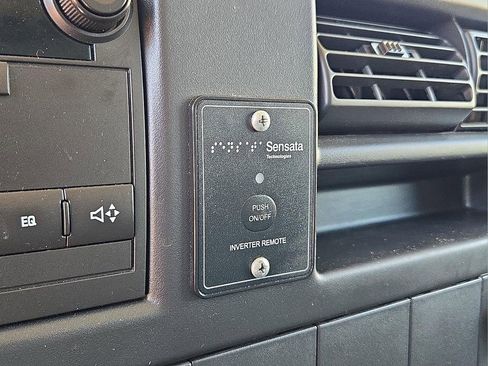 Used 2012 Chevrolet Express 1500 RWD image 26