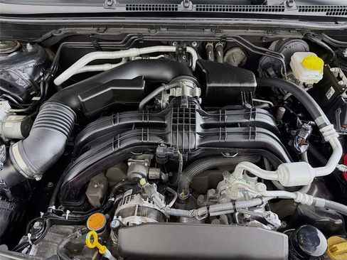 Used 2024 Subaru Crosstrek 2.5i Limited w/ Crosstrek Mirror Package image 31