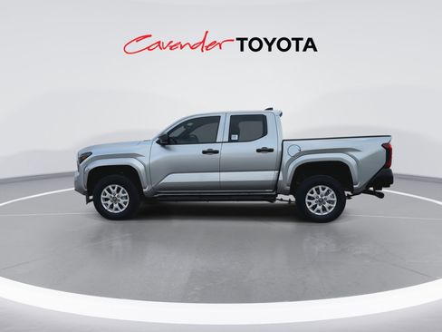 Certified 2025 Toyota Tacoma SR RWD image 5