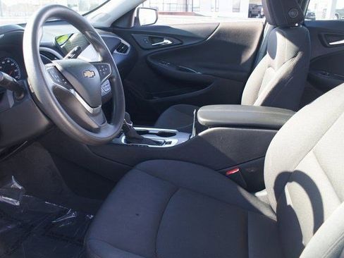 Used 2024 Chevrolet Malibu LT image 13