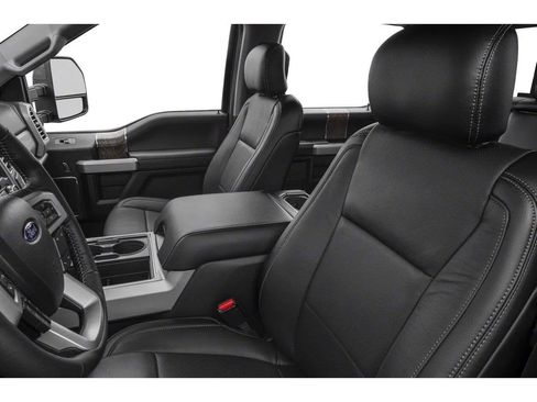 Used 2019 Ford F250 Lariat w/ Lariat Ultimate Package AWD/4WD image 26