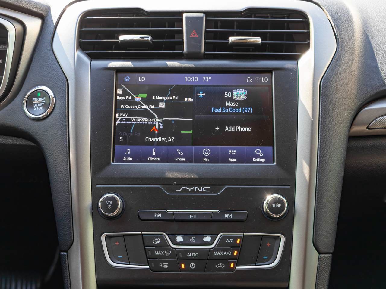 Used 2020 Ford Fusion SE FWD image 14