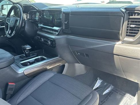 Used 2024 Chevrolet Silverado 1500 LT Trail Boss w/ Protection Package AWD/4WD image 13