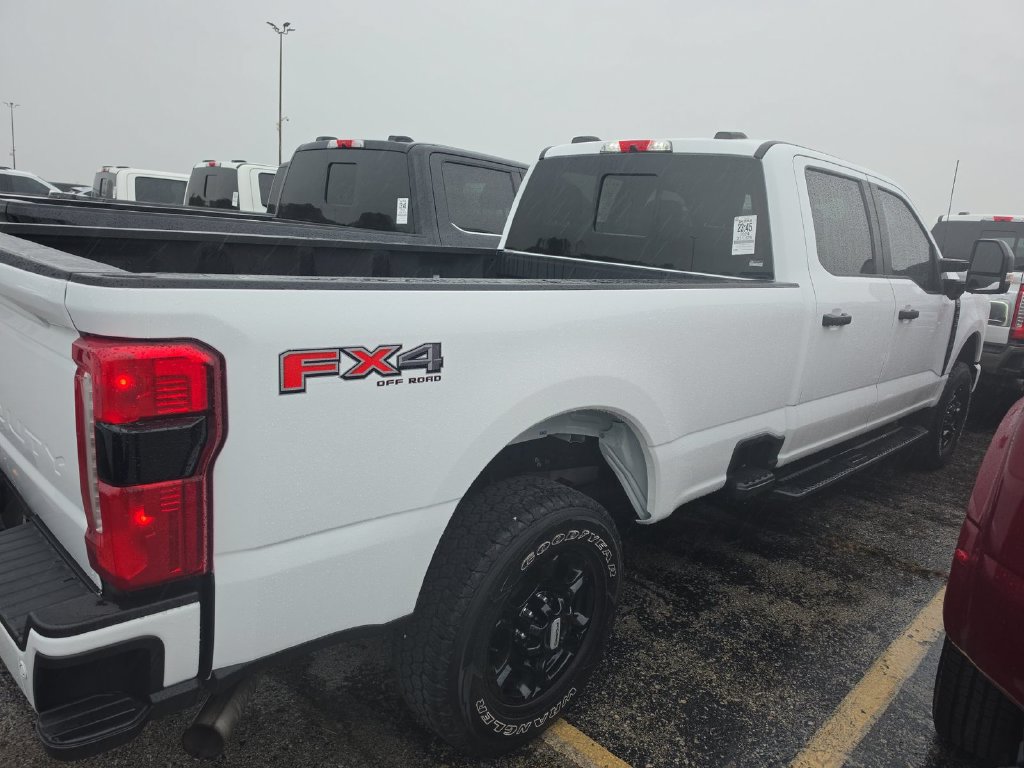Used 2024 Ford F350 XL w/ STX Appearance Package AWD/4WD image 3