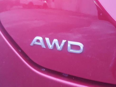 Certified 2023 Honda Pilot Touring image 7