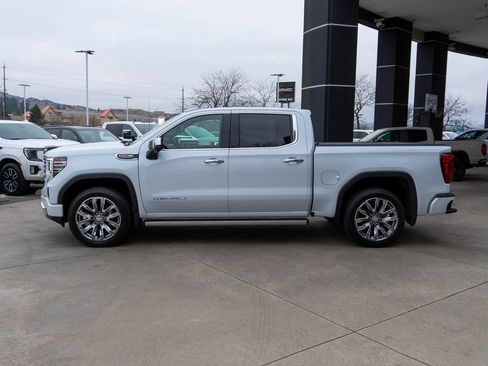 Used 2026 GMC Sierra 1500 Denali AWD/4WD image 4