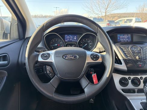 Used 2014 Ford Focus SE image 14