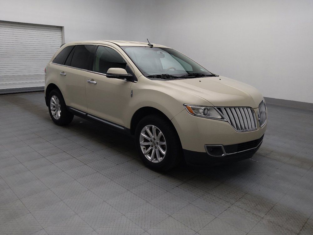 Used 2014 Lincoln MKX FWD w/ Equipment Group 101A image 11