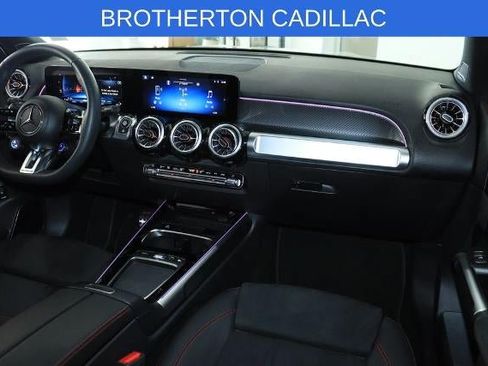 Used 2025 Mercedes-Benz GLB 35 AMG 4MATIC image 29