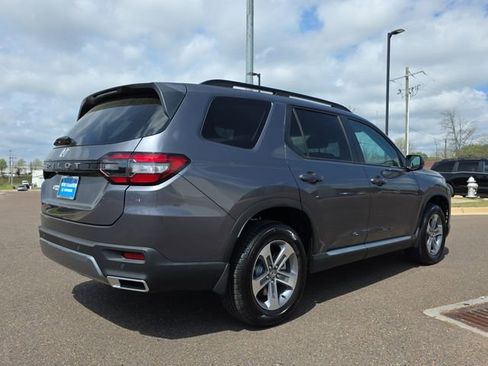 New 2026 Honda Pilot EX-L image 3