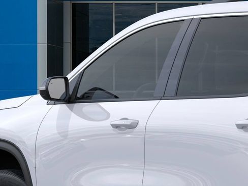 New 2026 Chevrolet Traverse LT w/ Driver Confidence Package AWD/4WD image 12