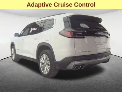 Used 2024 GMC Acadia Elevation image 8