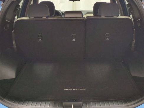 Used 2019 Hyundai Santa Fe SEL image 32