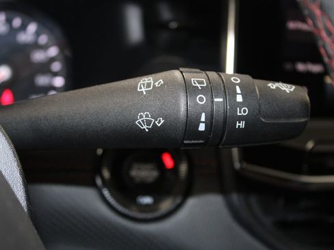 Used 2024 Jeep Compass Trailhawk image 38