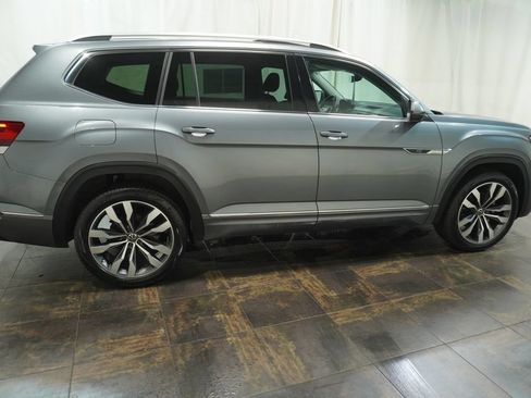 Used 2023 Volkswagen Atlas SEL Premium AWD/4WD image 3