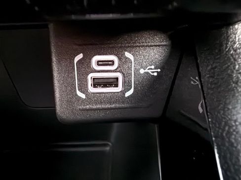 New 2026 Jeep Compass Trailhawk w/ Sun, Sound & Navigation Group AWD/4WD image 29