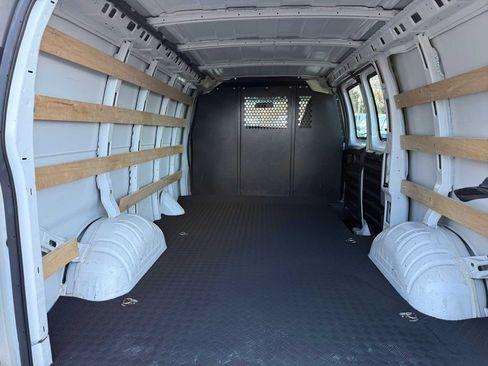 Used 2025 GMC Savana 2500 w/ Driver Convenience Package RWD image 13