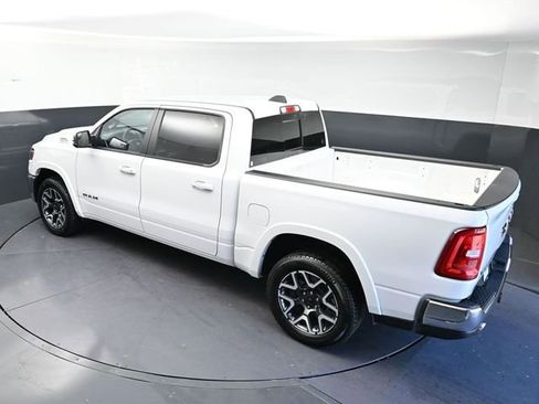 Used 2025 RAM 1500 Laramie AWD/4WD image 31