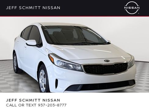 Used 2017 Kia Forte LX image 1