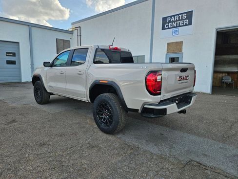 New 2026 GMC Canyon Elevation AWD/4WD image 3