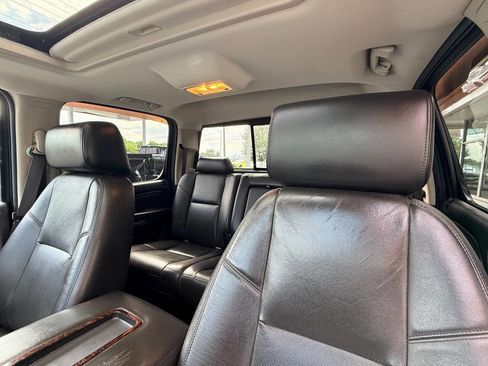 Used 2013 GMC Sierra 3500 Denali AWD/4WD image 29