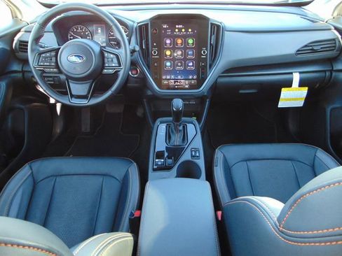 Certified 2025 Subaru Crosstrek 2.5i Limited w/ Crosstrek Mirror Package image 22