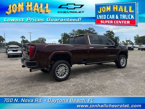 Used 2024 GMC Sierra 3500 Denali Ultimate AWD/4WD image 15