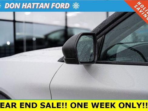 Used 2020 Ford Explorer XLT w/ Equipment Group 202A image 29