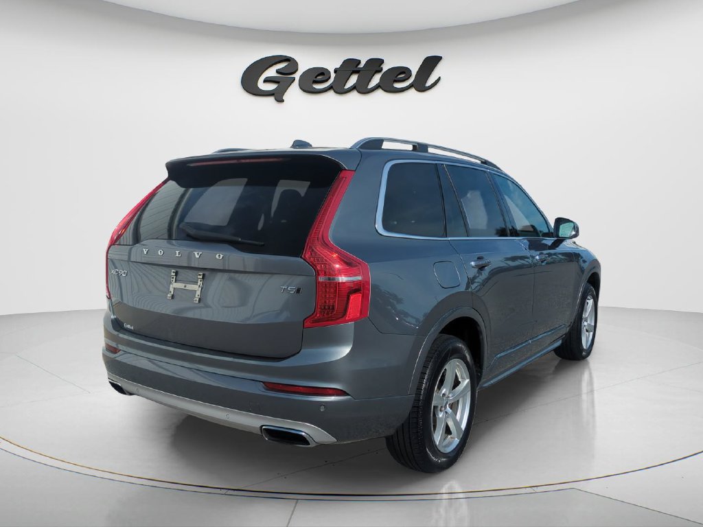 Used 2017 Volvo XC90 T5 Momentum AWD/4WD image 5