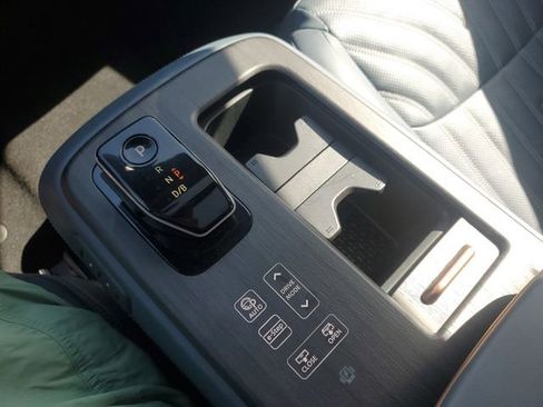 Certified 2023 Nissan Ariya PLATINUM+ e-4ORCE image 23