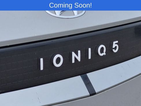 Used 2023 Hyundai Ioniq 5 SEL AWD/4WD image 12