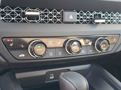 Used 2025 Honda Accord SE image 17