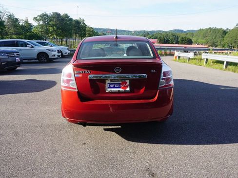 Used 2011 Nissan Sentra 2.0 SL w/ Navigation Pkg FWD image 17