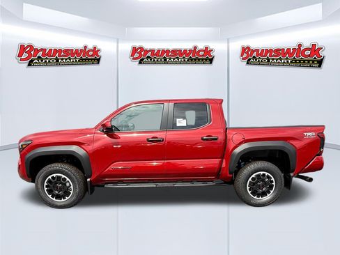 New 2026 Toyota Tacoma TRD Off-Road AWD/4WD image 3