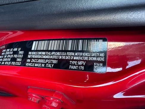 Used 2018 Jeep Renegade Altitude AWD/4WD image 36