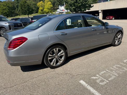 Used 2015 Mercedes-Benz S 550 Sedan image 4
