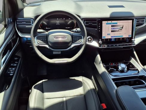 New 2026 Jeep Grand Wagoneer 4WD image 4