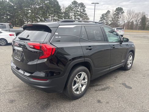 Used 2020 GMC Terrain SLE w/ Driver Convenience Package image 8