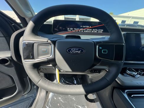 New 2026 Ford Expedition Max Active AWD/4WD image 16
