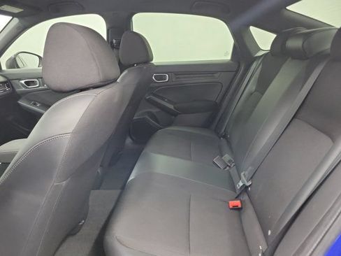 Used 2023 Honda Civic Sport image 12