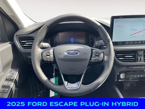 New 2025 Ford Escape SE FWD image 12