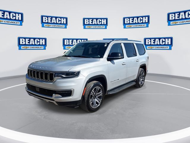 Used 2024 Jeep Wagoneer Series II w/ Flexible Seating Group RWD image 4