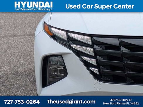Certified 2022 Hyundai Tucson SEL w/ Cargo Package AWD/4WD image 9