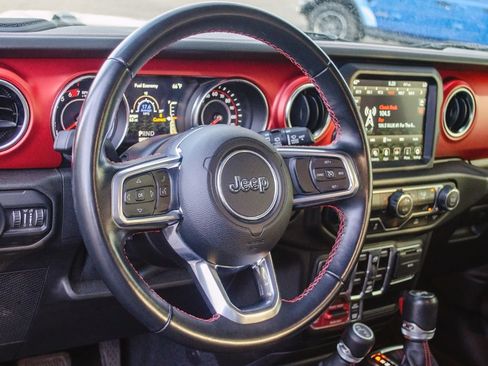 Used 2021 Jeep Wrangler Unlimited Rubicon AWD/4WD image 12